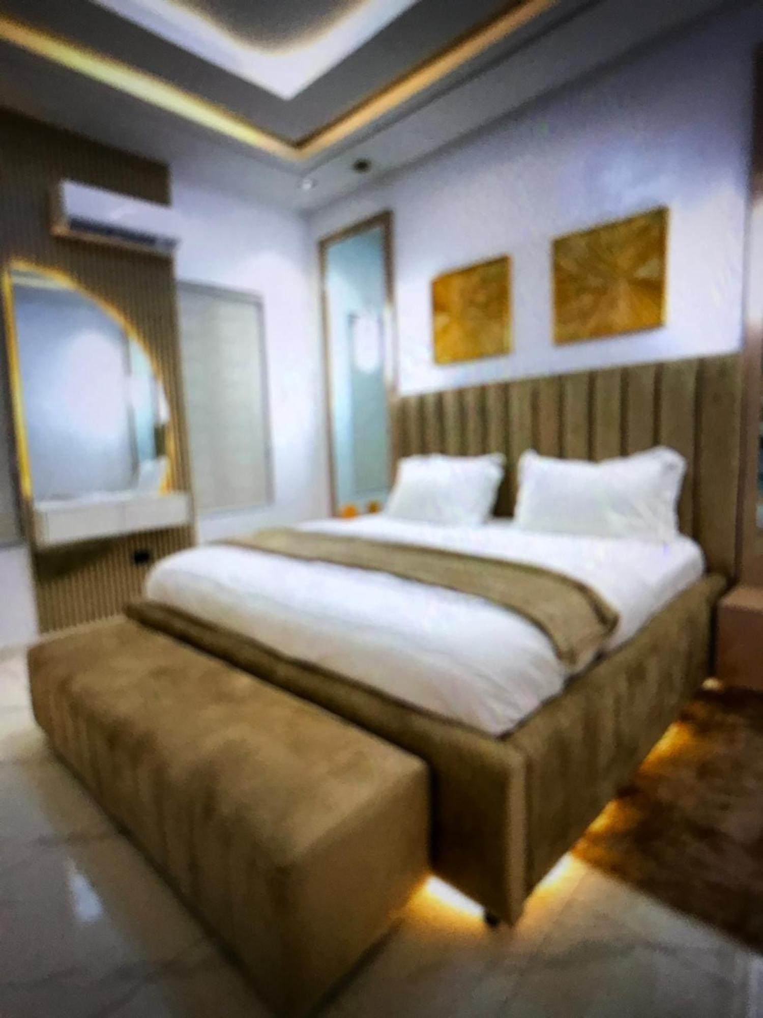Villa Toscana Luxe Gra Port Harcourt Eksteriør billede